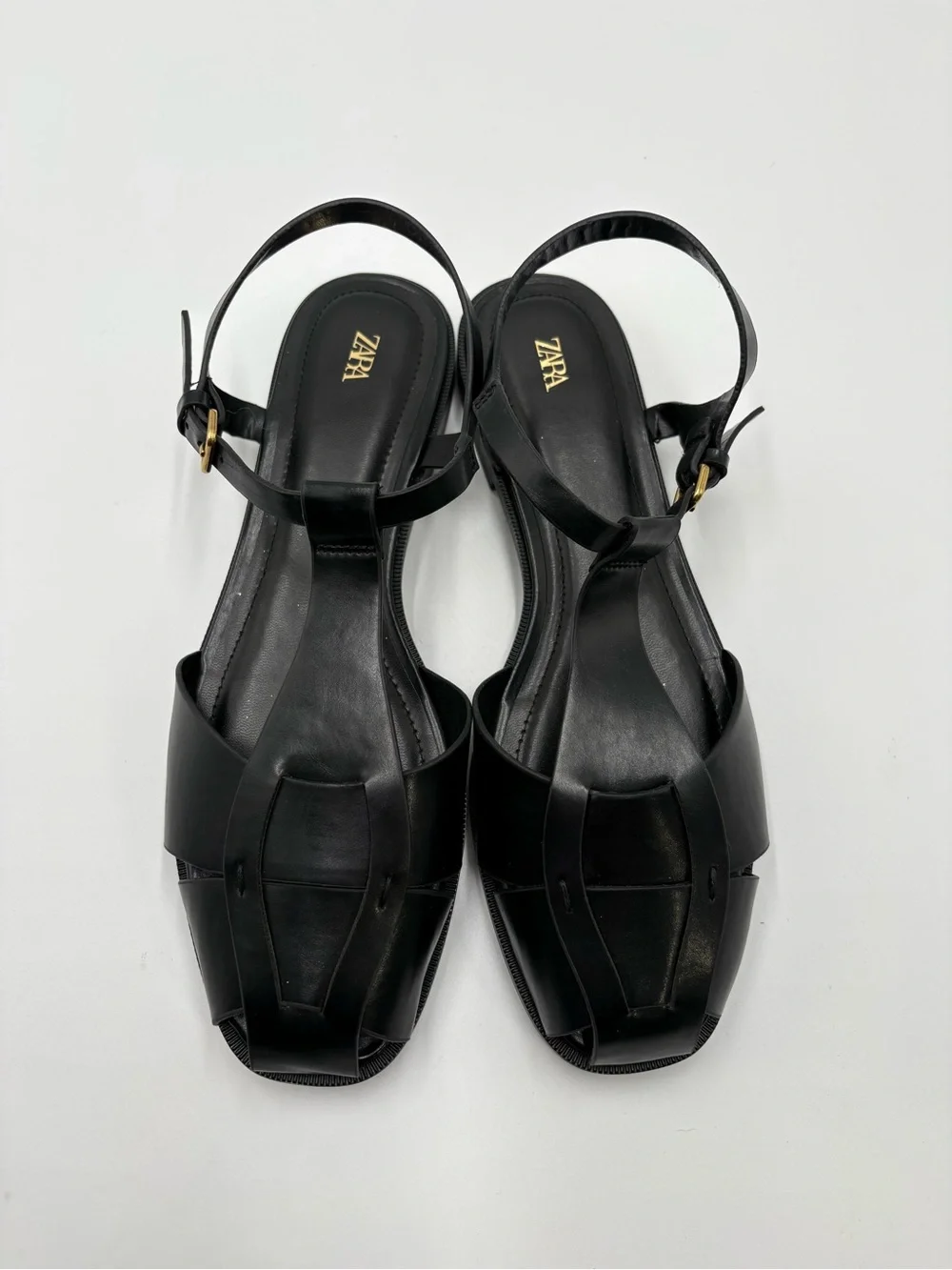 Zara Black Leather T-Strap Flat Sandals - Picture 5 of 6